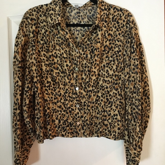 LEOPARD PRINT BUTTON DOWN - Picture 1 of 6